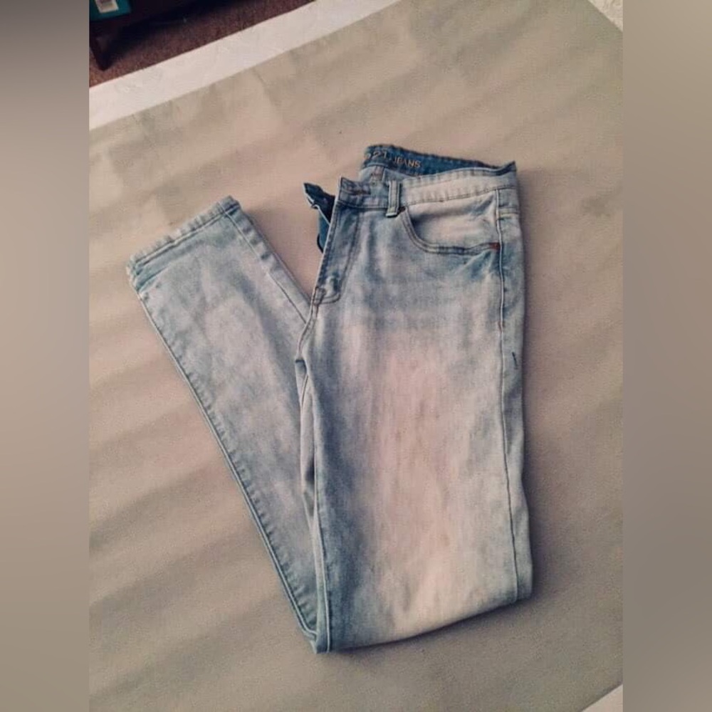 Rue 21 men’s jeans